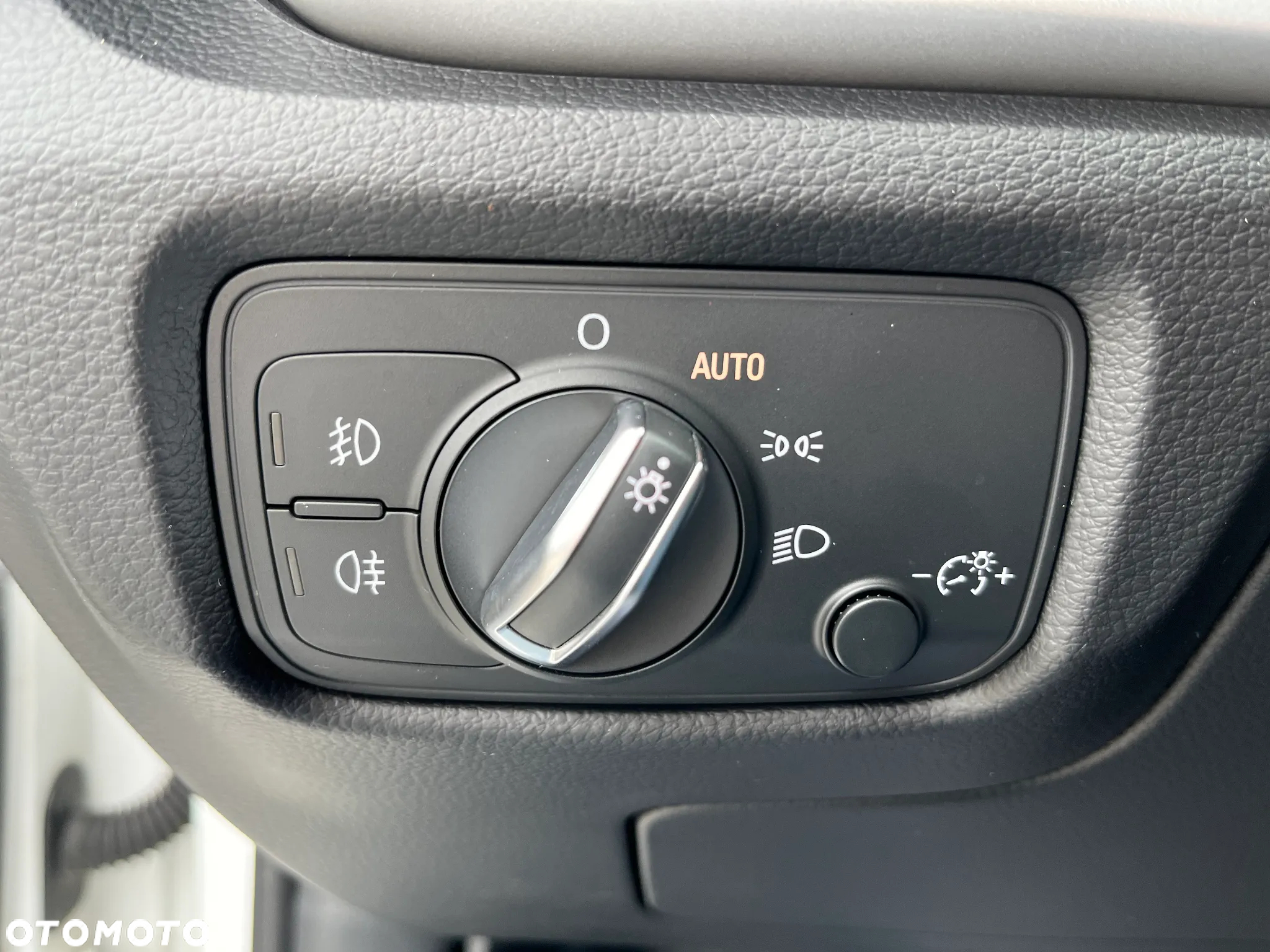 Audi A3 1.4 TFSI Ambition S tronic - 21