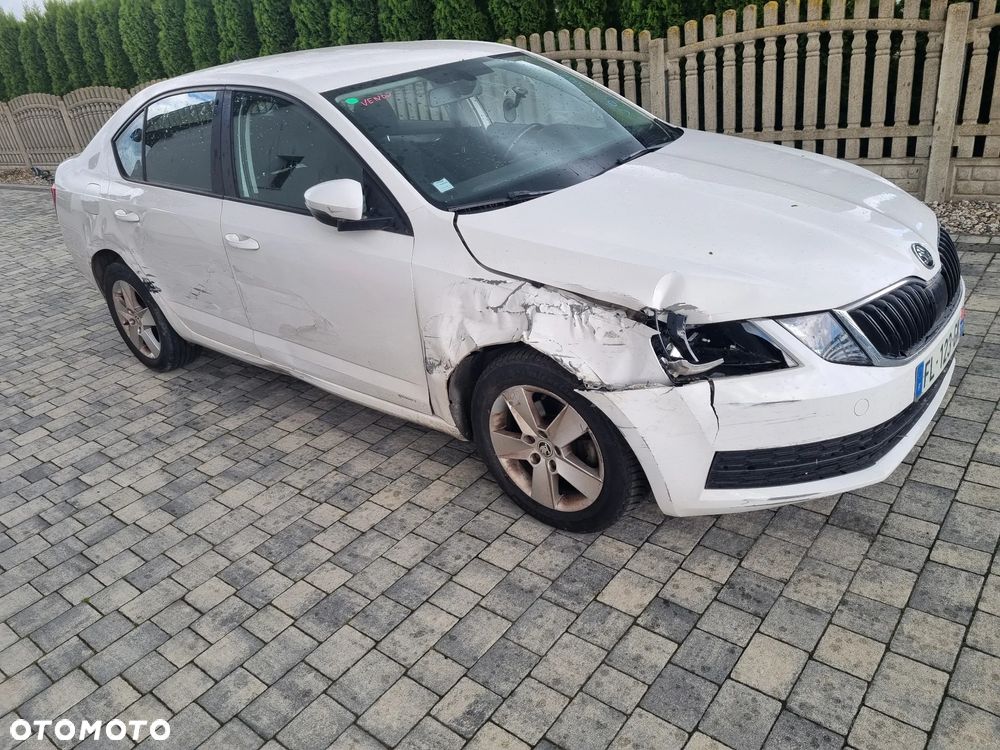 Skoda Octavia 1.6 TDI Premium Edition - 2