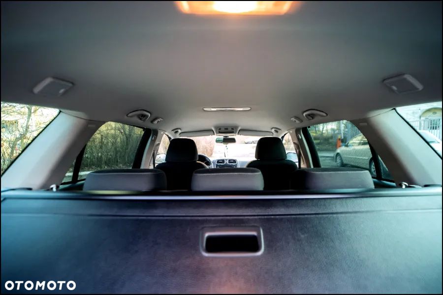 Volkswagen Golf - 33