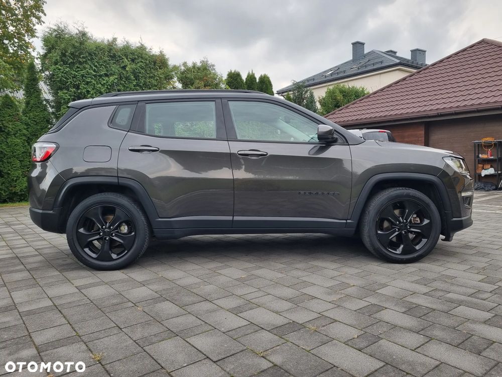 Jeep Compass 1.4 TMair Night Eagle FWD S&S - 23