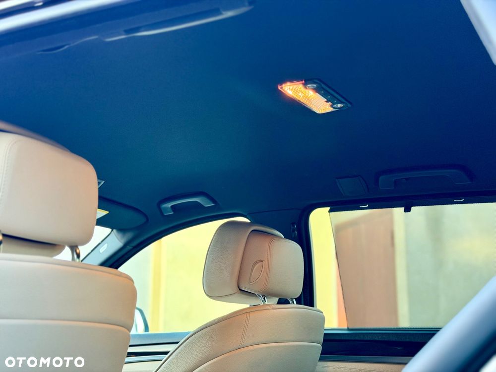 BMW Seria 5 520d - 17