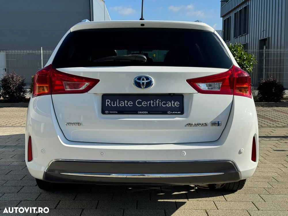 Toyota Auris 1.8 L VVT-i TS Hybrid Luna - 6