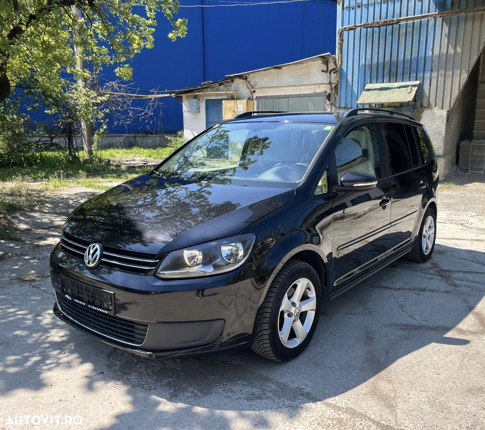 Volkswagen Touran 1.6 TDI DPF DSG Life - 1