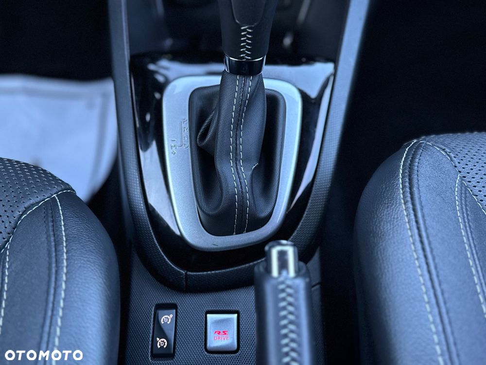 Renault Clio TCe 120 EDC GT - 27