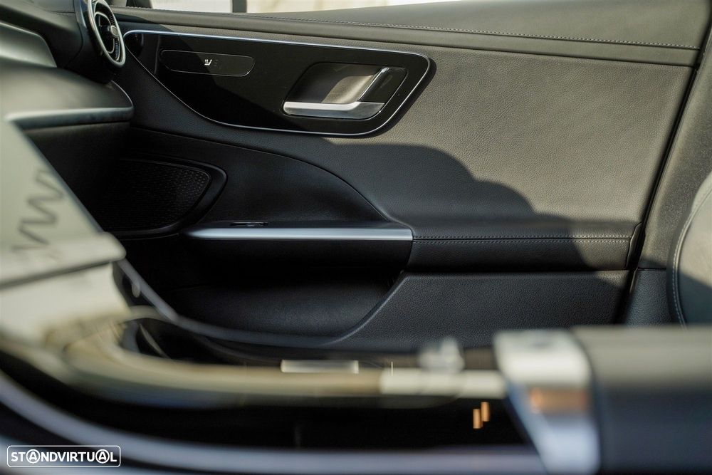 Mercedes-Benz C 300 - 29