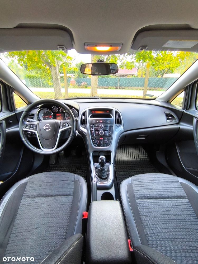 Opel Astra IV 1.6 EU6 - 13