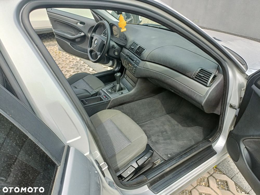 BMW Seria 3 318i Edition Lifestyle - 13