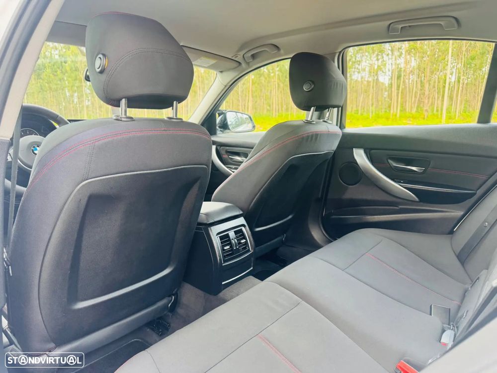 BMW 320 d Pack M - 40