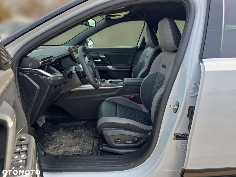 Jeep Compass 1.2 T3 mHEV First Edition FWD DCT - 13