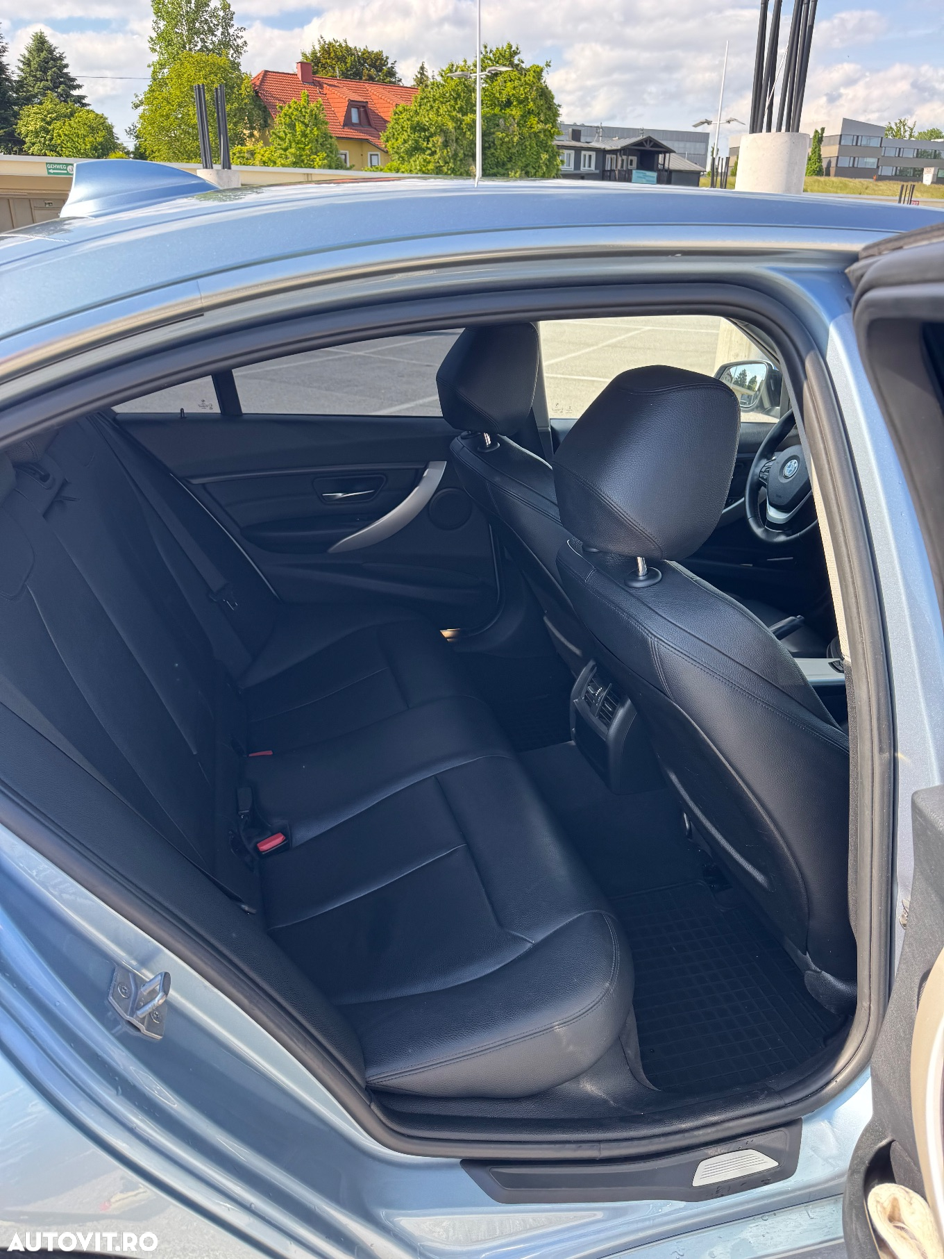 BMW Seria 3 - 10