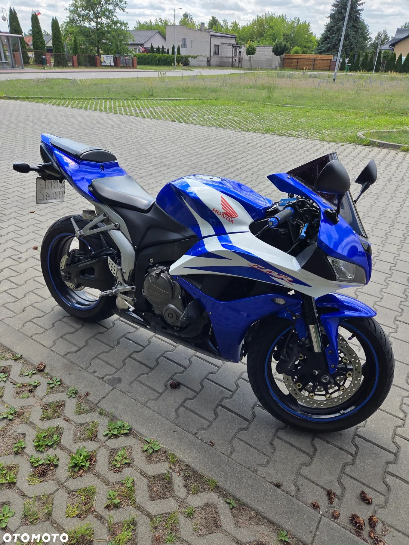 Honda CBR - 1