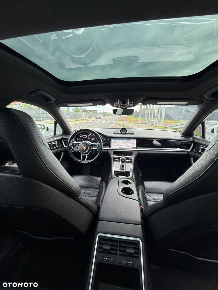 Porsche Panamera Standard - 6