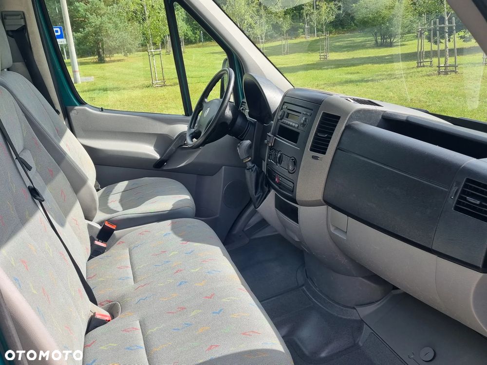 Volkswagen Crafter - 11