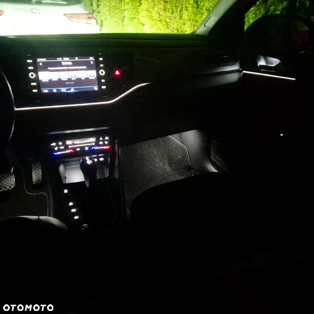 Volkswagen Taigo 1.0 TSI OPF DSG Style - 10