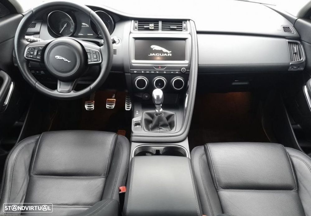 Jaguar E-Pace 2.0 i4D R-Dynamic S - 5