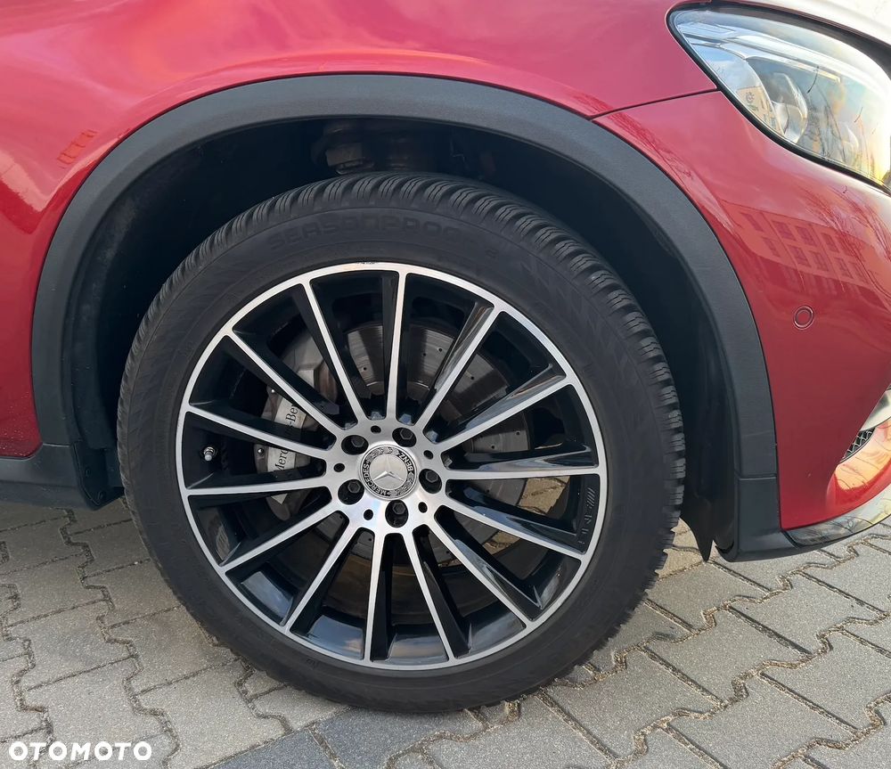 Mercedes-Benz GLC - 13
