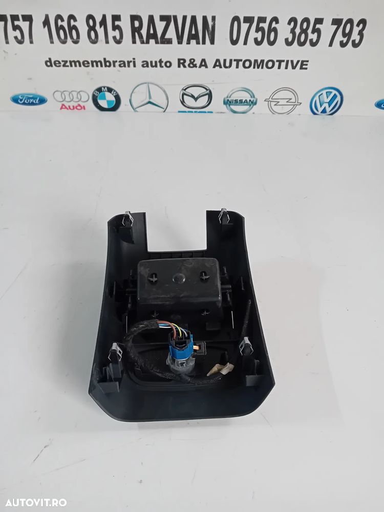 Priza 12V Ornament Spate Cotiera Audi A3 8V An 2012-2020 - 4