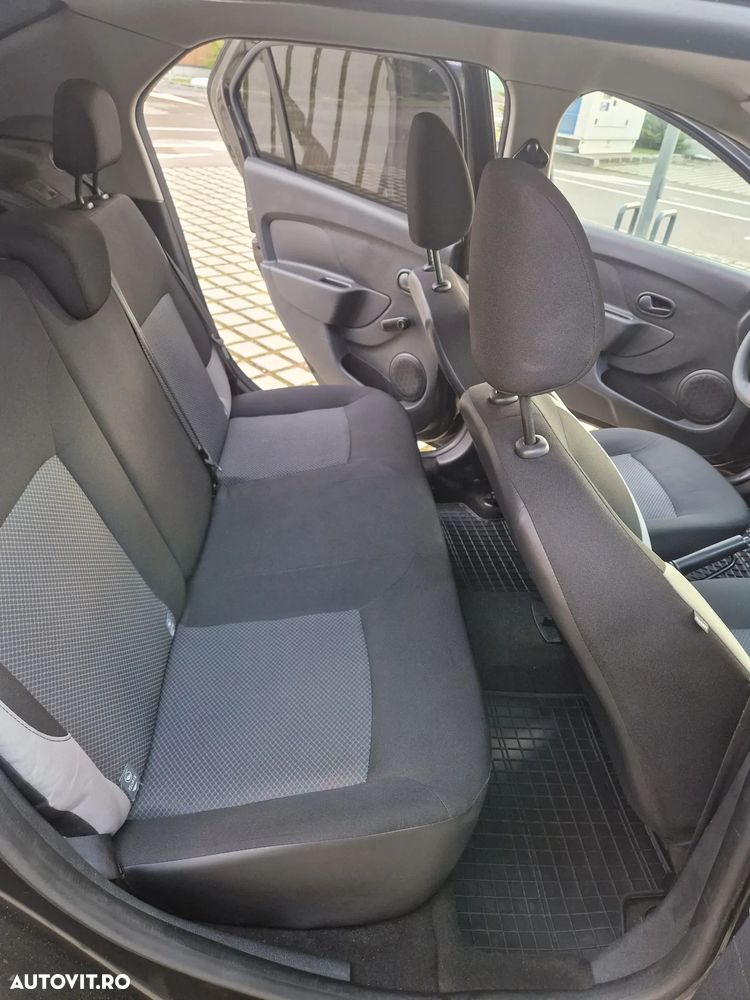 Dacia Logan 1.2 16V 75 Ambiance - 8