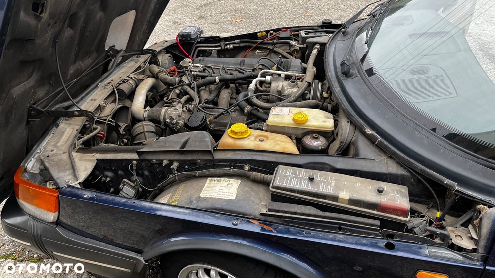 Saab 900 - 12