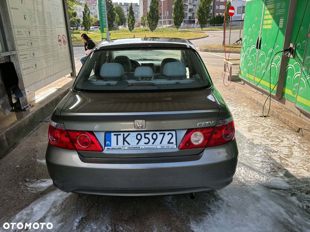 Honda City 1.4 Comfort - 2
