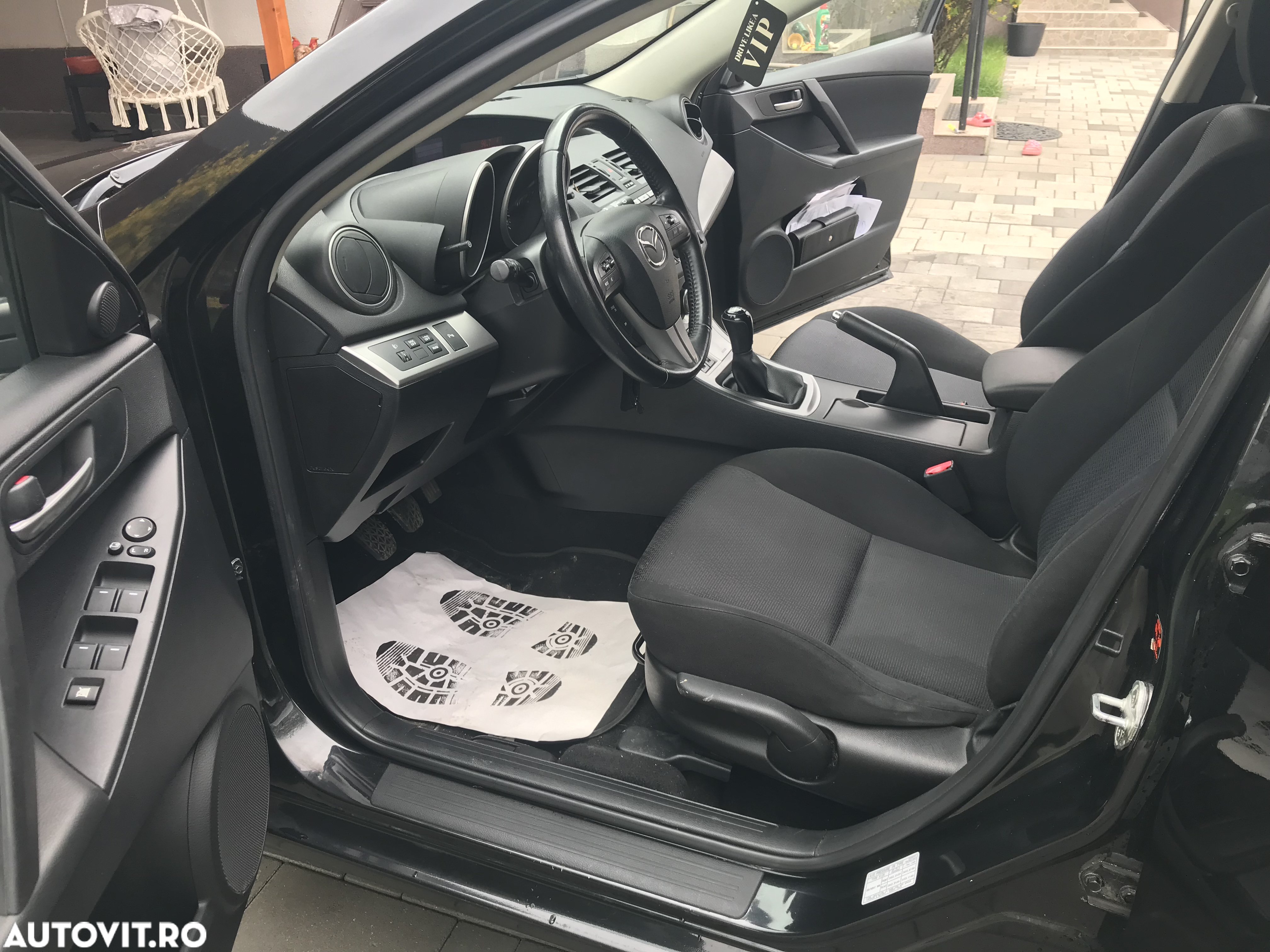 Mazda 3 - 6