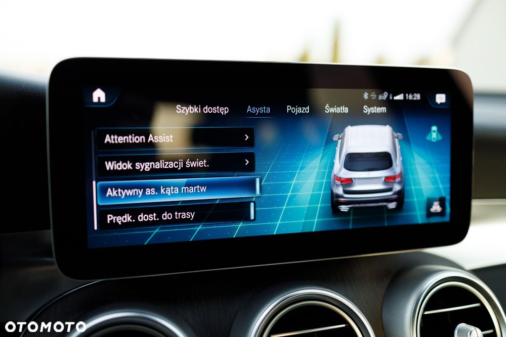 Mercedes-Benz GLC 300 de 4Matic 9G-TRONIC AMG Line Plus - 24