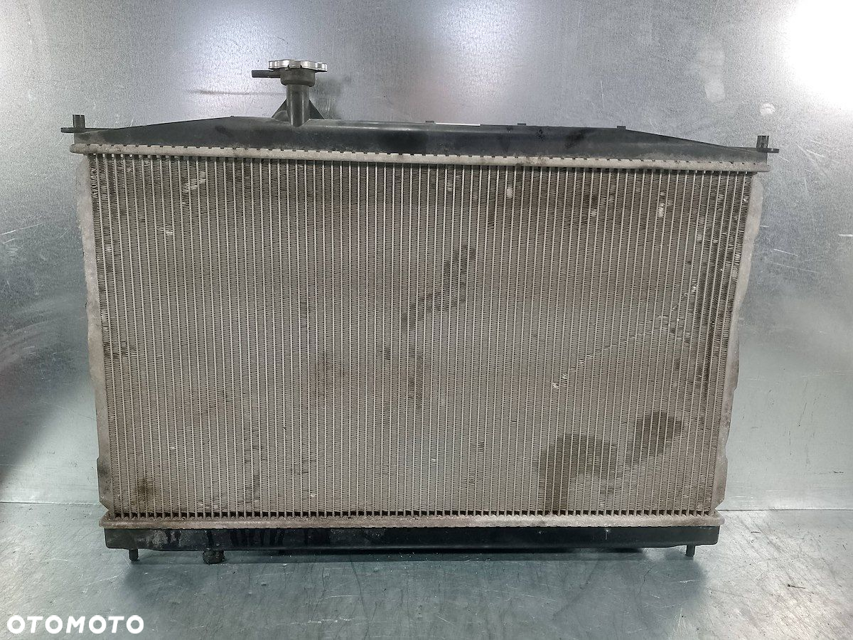 CHŁODNICA WODY AUTOMAT HYUNDAI SANTA FE II 3.3 V6 - 2