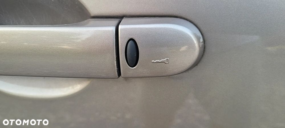 Nissan Micra - 39
