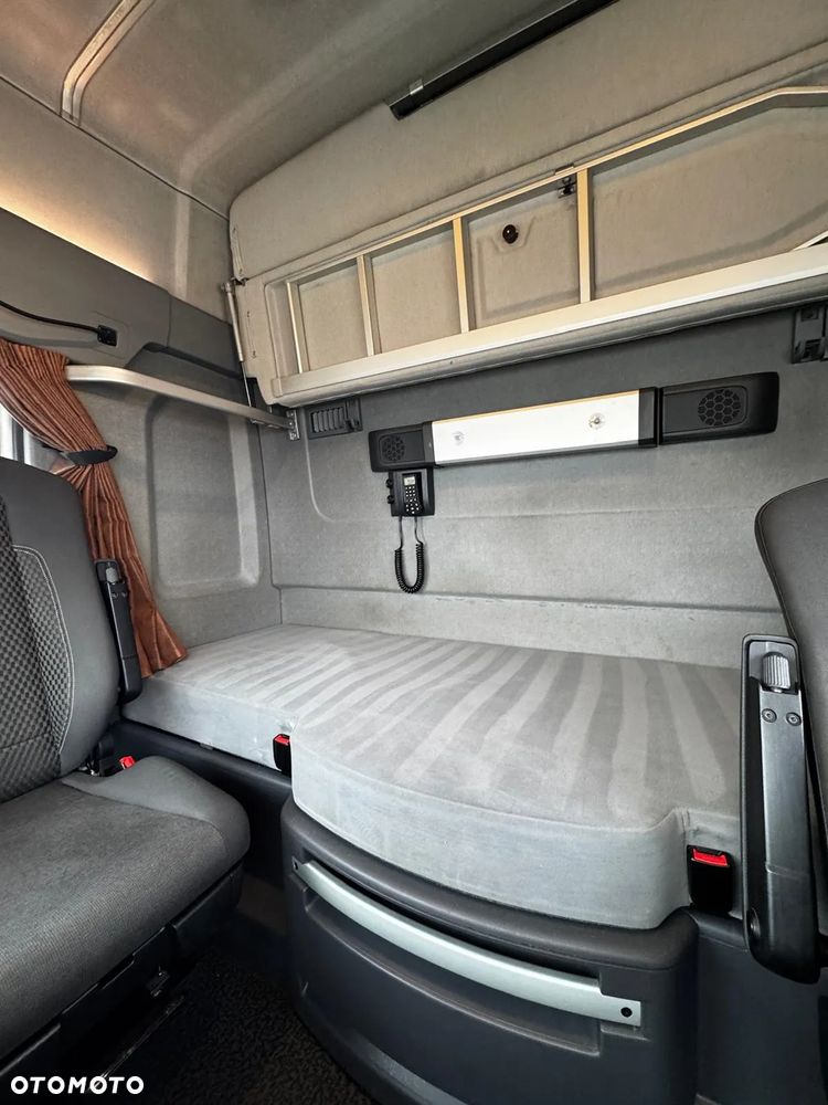 Renault T480 High Cab XLow - 8