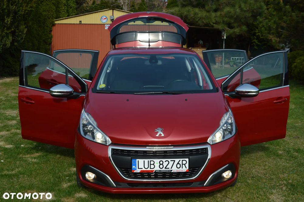 Peugeot 208 - 14