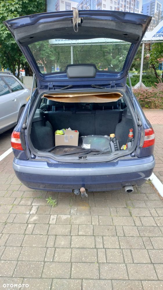 Volvo V40 2.0 - 4