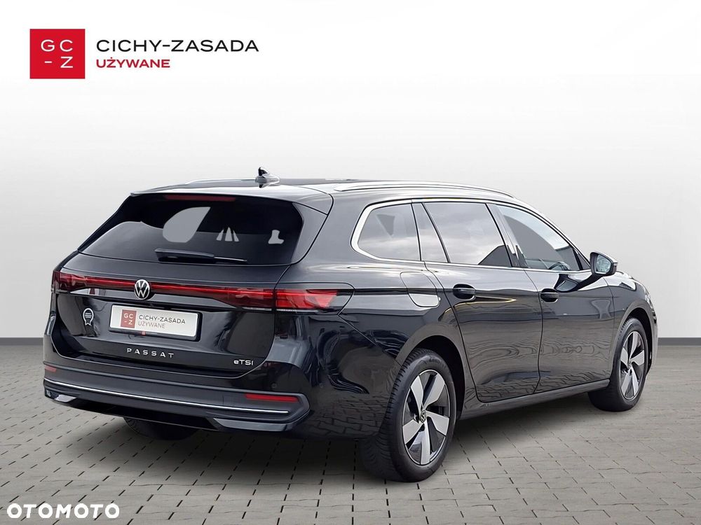 Volkswagen Passat Variant 1.5 TSI EVO Business DSG - 5