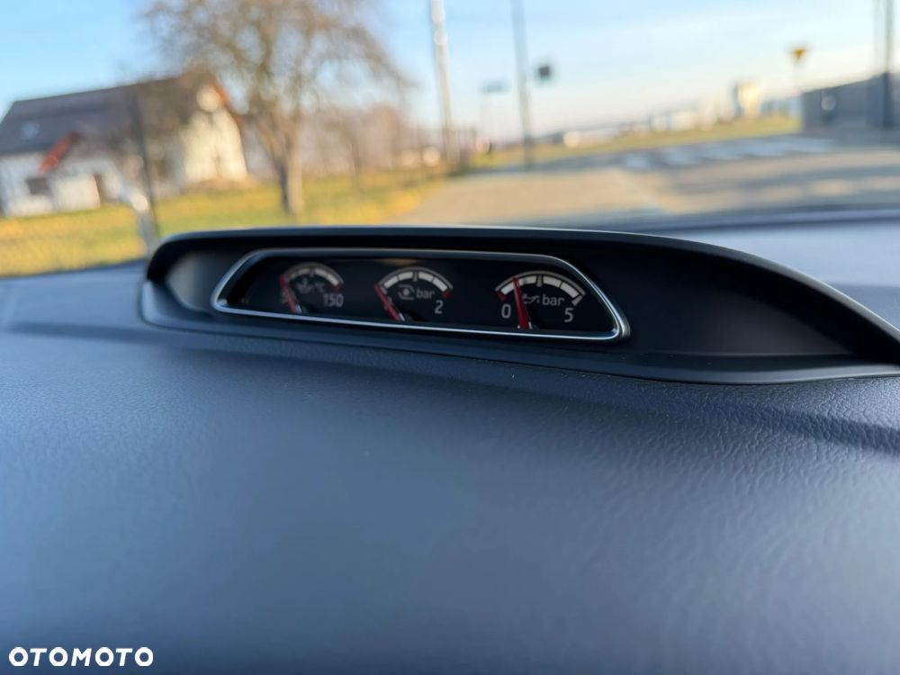 Ford Focus 2.0 TDCi ST - 30