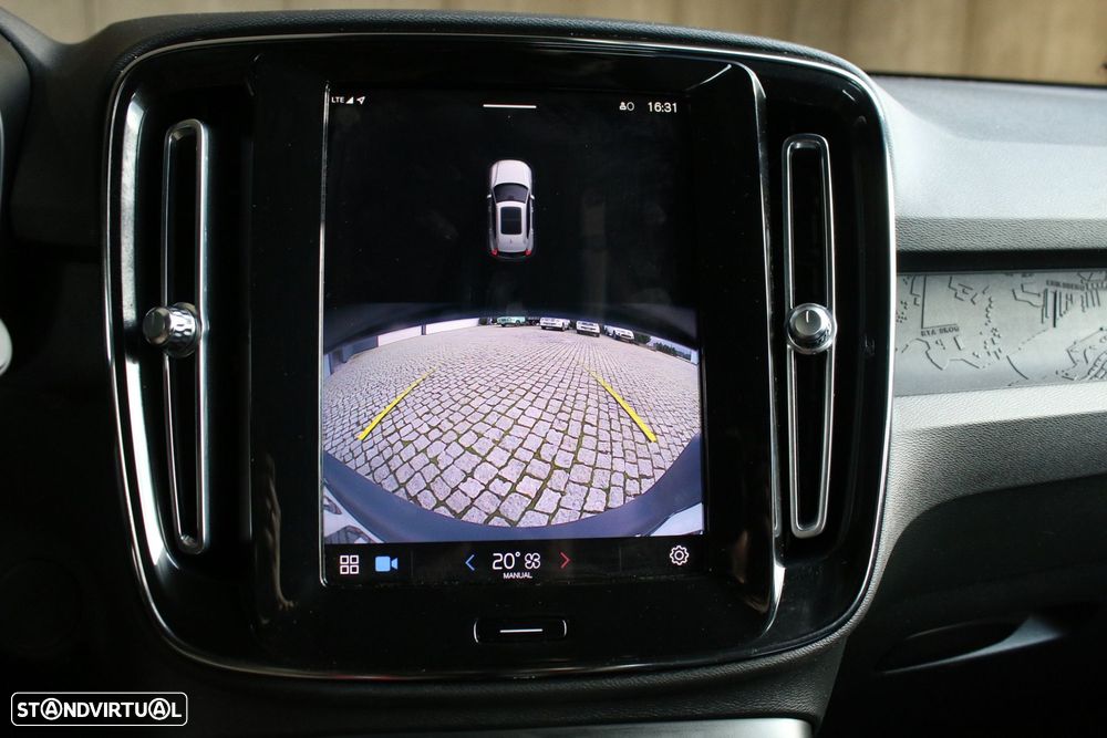 Volvo XC 40 Recharge Core - 23