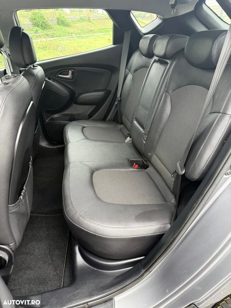 Hyundai ix35 2.0 CRDI 4WD Automatik Fifa World Cup Silver Edition - 15