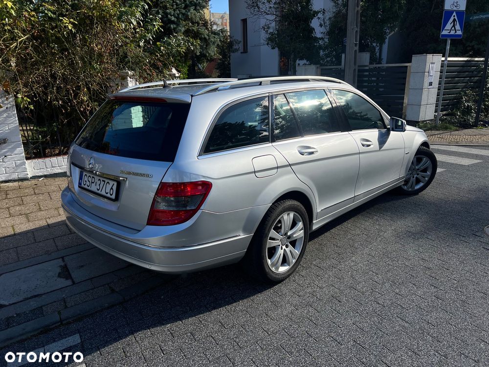 Mercedes-Benz Klasa C 180 T Kompressor Automatik BlueEFFICIENCY Elegance - 12
