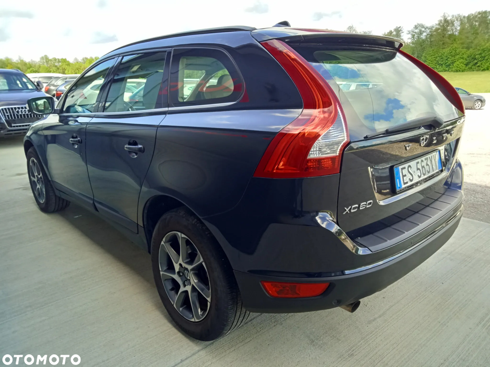 Volvo XC 60 D5 AWD - 6