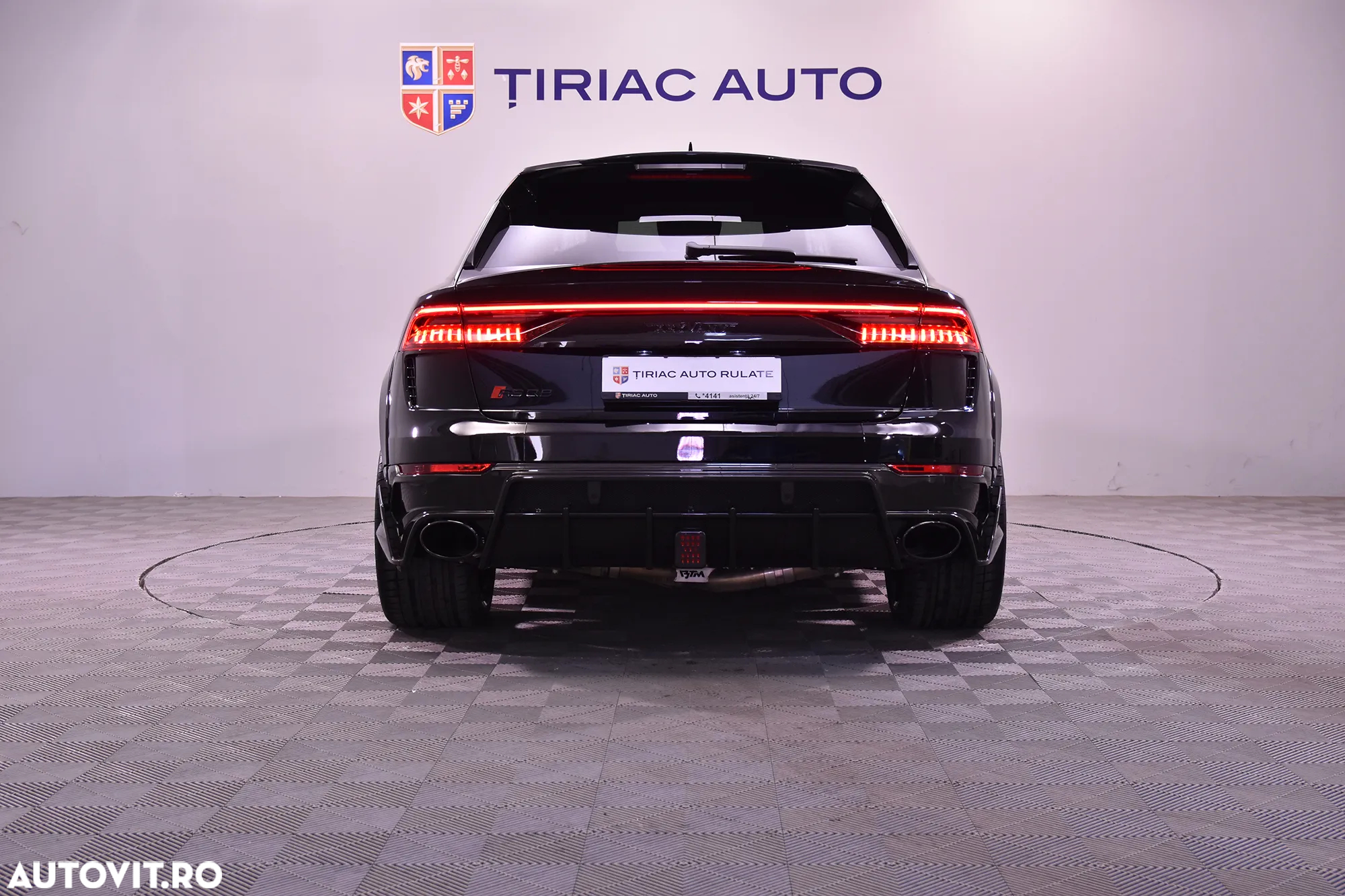 Audi RS Q8 - 4