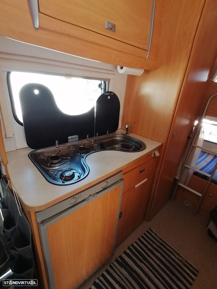 Ford Trigano 2.2 TDCI Capucine - 9