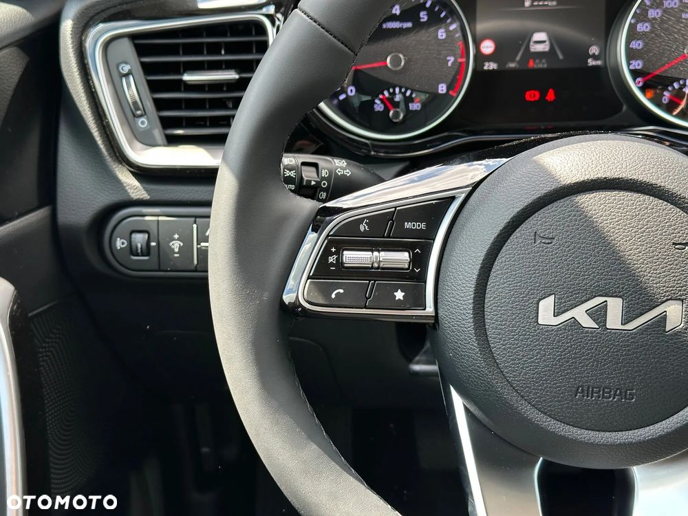 Kia Ceed 1.5 T-GDI Tribute - 21