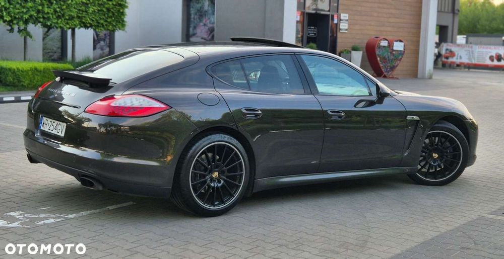 Porsche Panamera Diesel Platinum Edition - 34