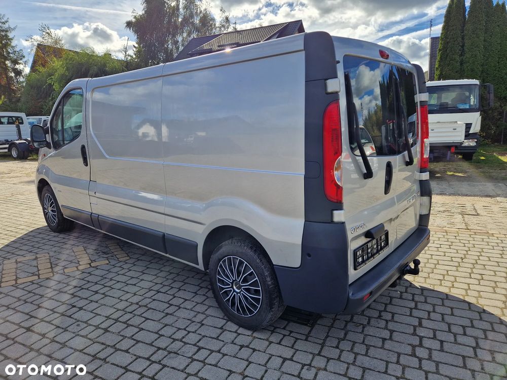 Opel Vivaro - 4