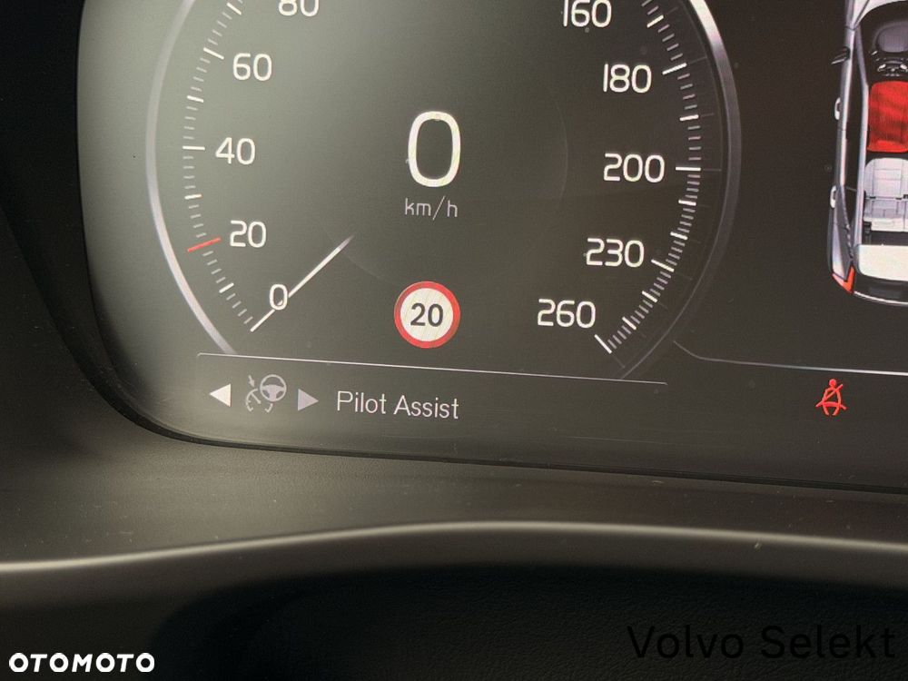 Volvo XC 40 - 18