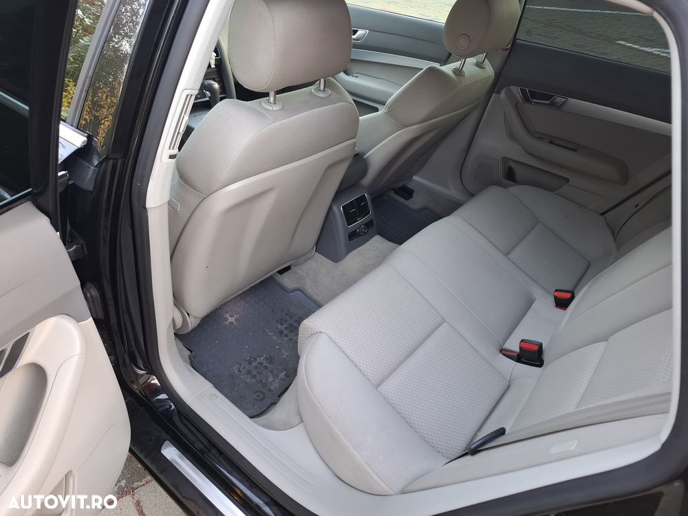 Audi A6 2.0 TDI DPF Multitronic Avant - 8