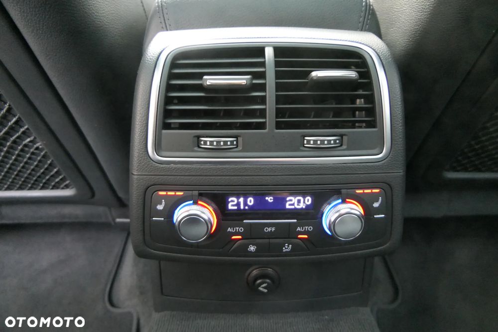 Audi A6 Avant 2.0 TDI Ultra S tronic - 26