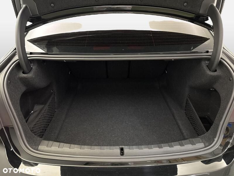 BMW Seria 3 318i - 20