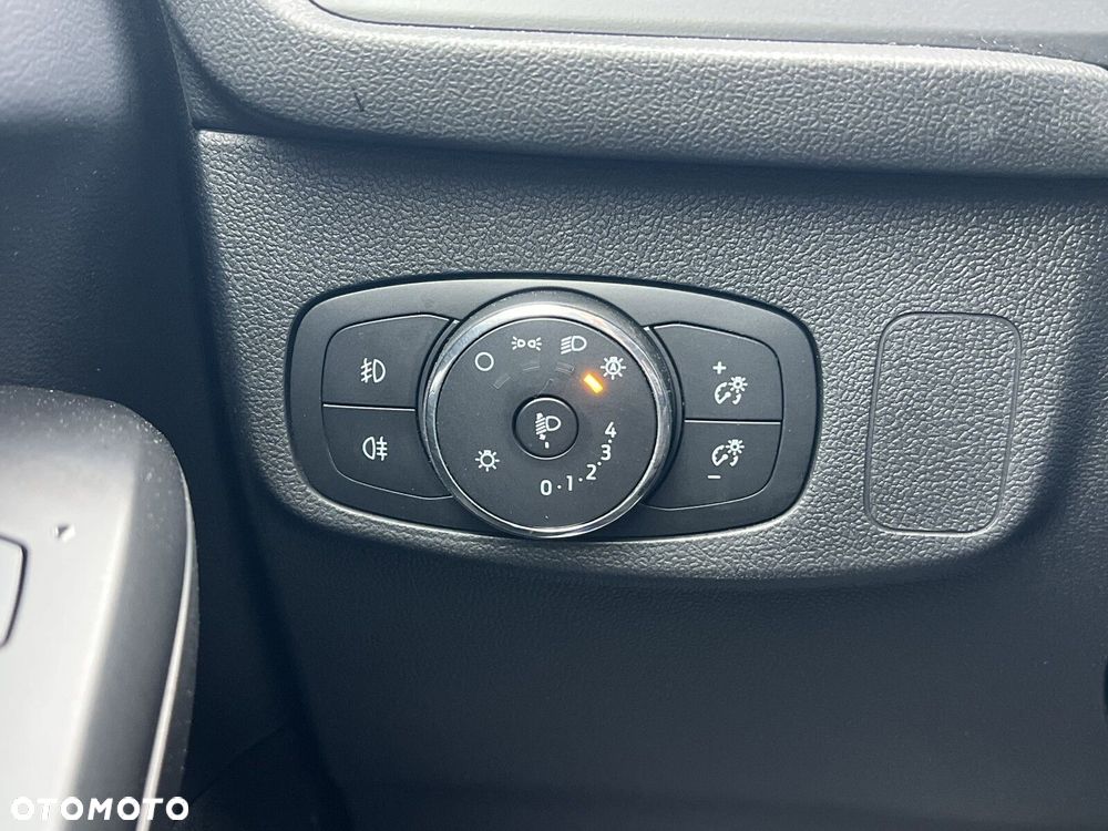Ford Focus SW - 11
