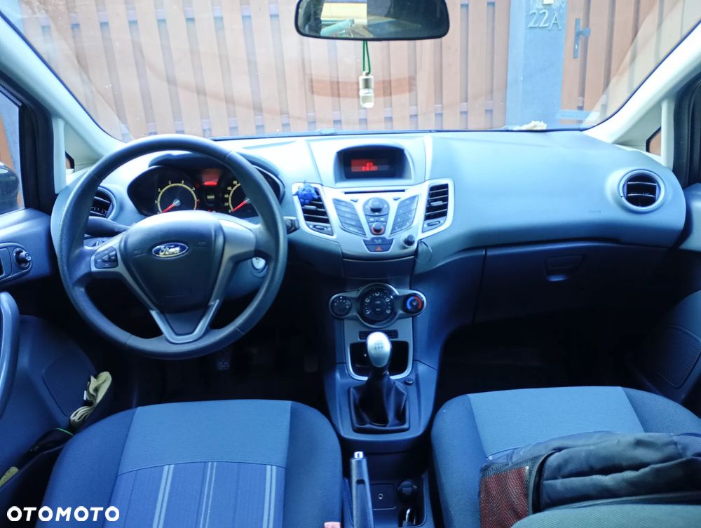 Ford Fiesta 1.25 Ambiente - 6