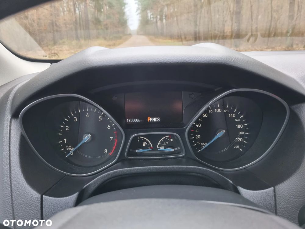 Ford Focus 1.5 EcoBoost Start-Stopp-System Business Edition - 11