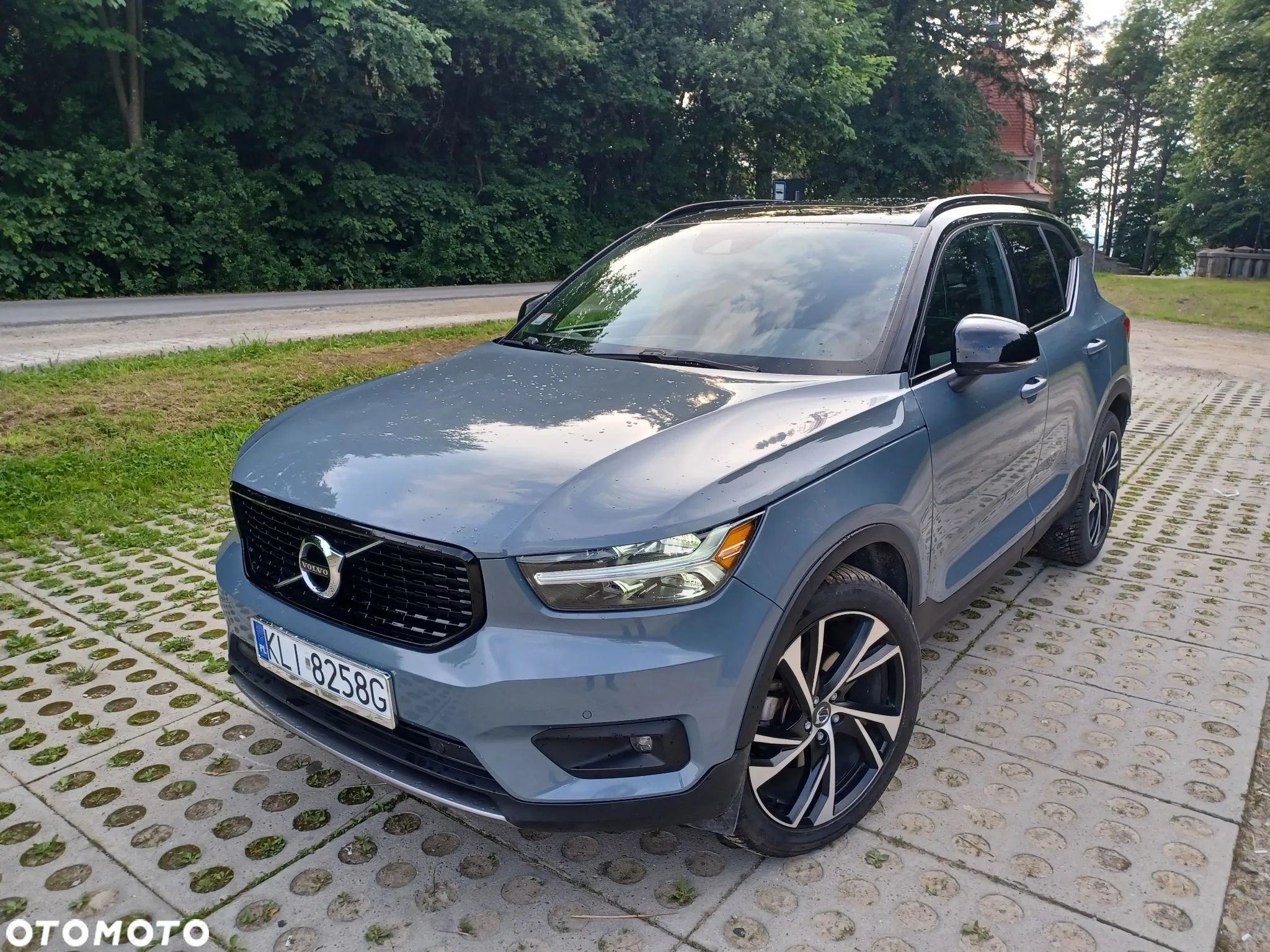 Volvo XC 40 T5 AWD R-Design - 1